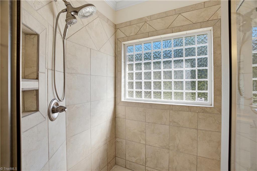 174 Carillon Drive Property Photo 30