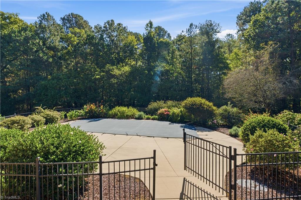 174 Carillon Drive Property Photo 44