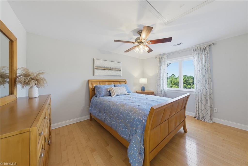 4600 Scottland Drive Property Photo 29