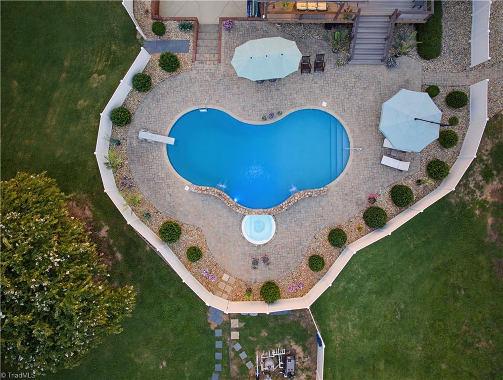 4600 Scottland Drive Property Photo 37