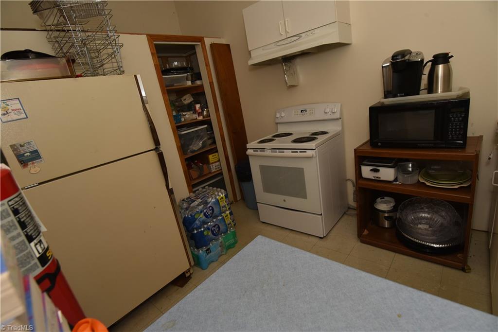 1355 Peachtree Street Property Photo 20