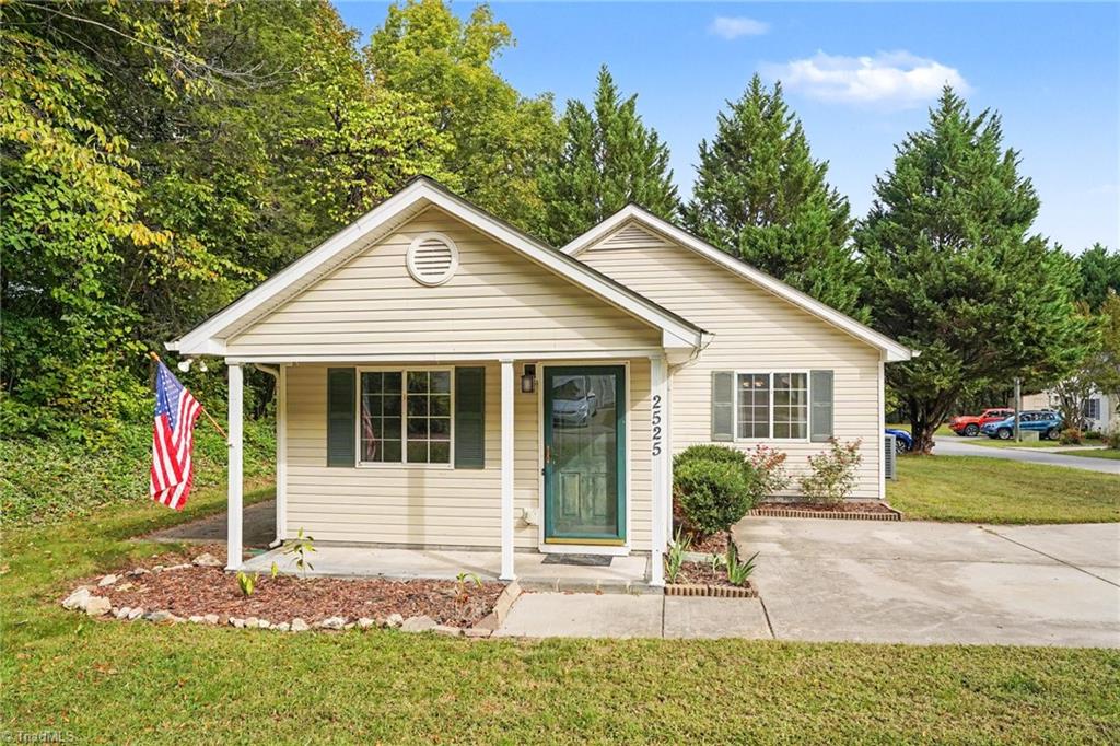 2525 Stratford Crossing Drive Property Photo 42