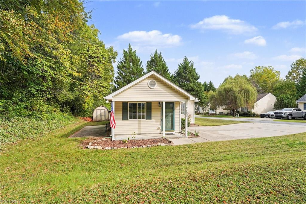 2525 Stratford Crossing Drive Property Photo 43
