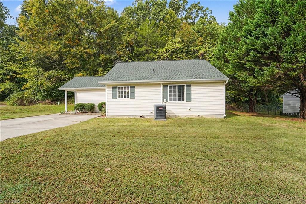 2525 Stratford Crossing Drive Property Photo 47