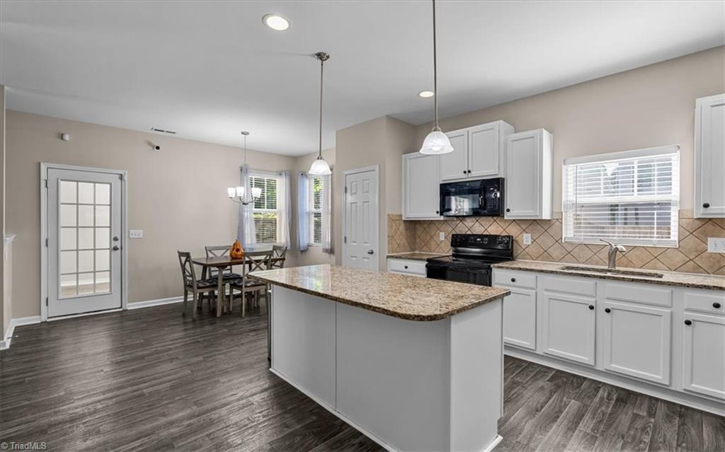 4604 Meadowside Terrace Property Photo 11