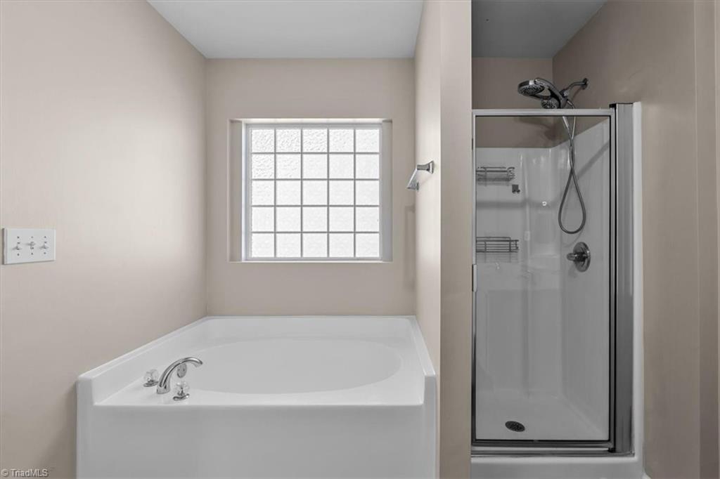 4604 Meadowside Terrace Property Photo 34