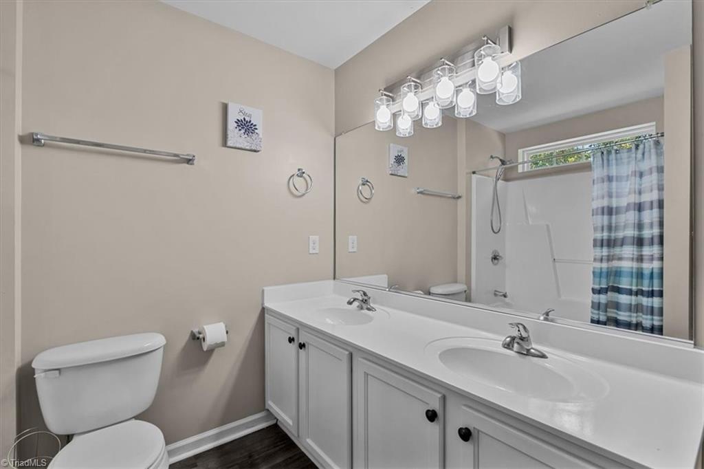 4604 Meadowside Terrace Property Photo 39