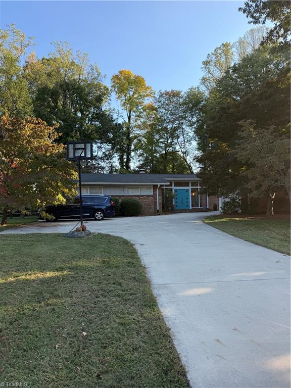 210 Devonway Street Property Photo 2