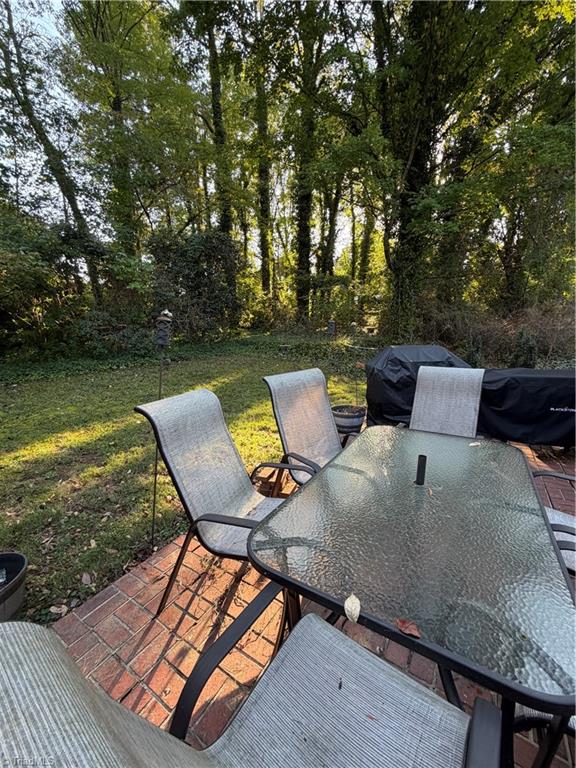 210 Devonway Street Property Photo 6