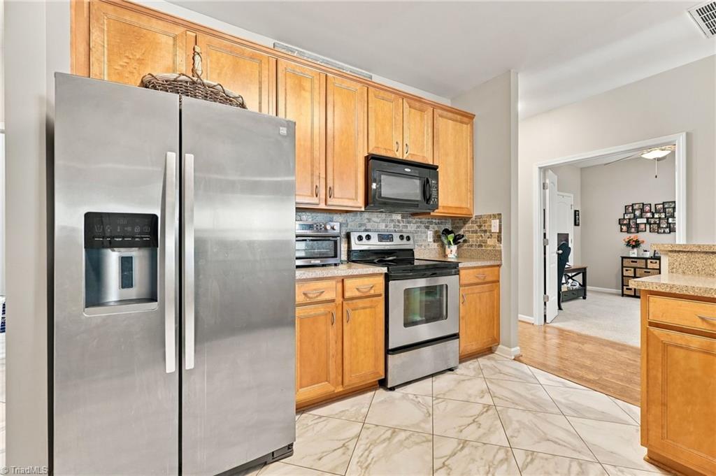 101 Maryland Drive Property Photo 8