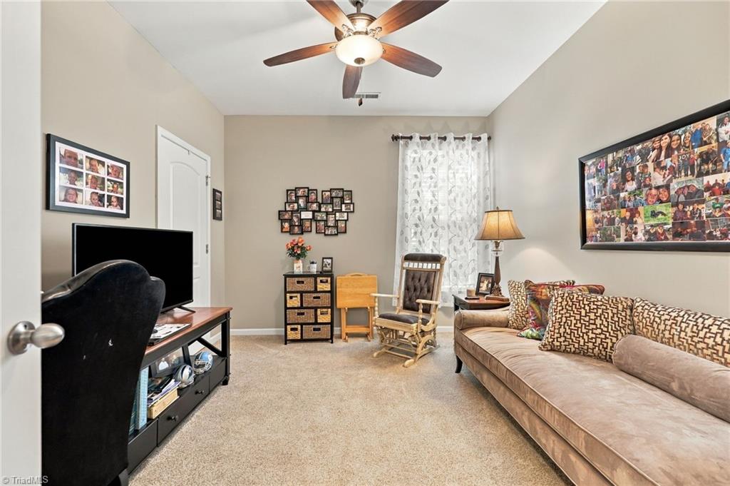 101 Maryland Drive Property Photo 11