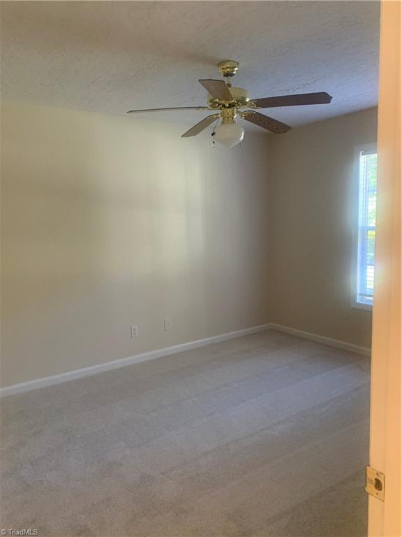 418 Oakland Avenue Property Photo 6