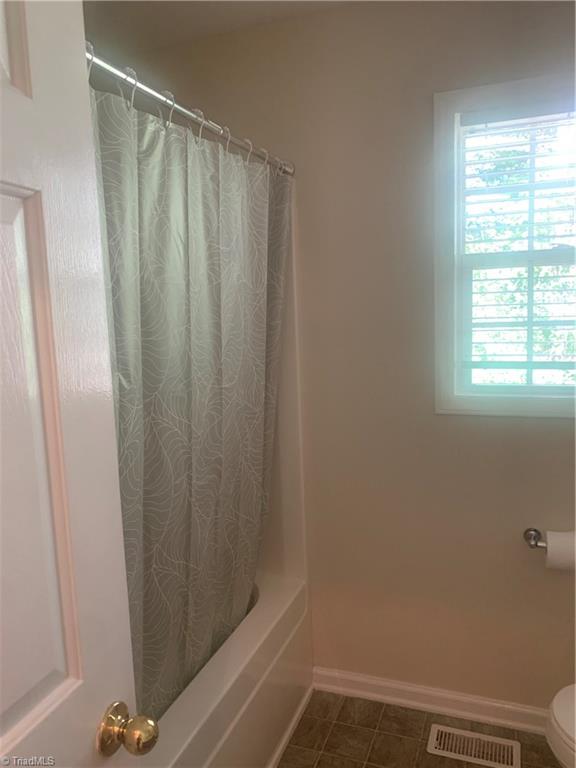 418 Oakland Avenue Property Photo 15
