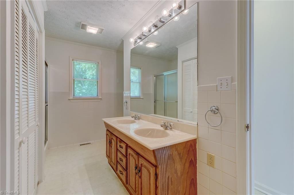2036 Camp Springs Road Property Photo 32