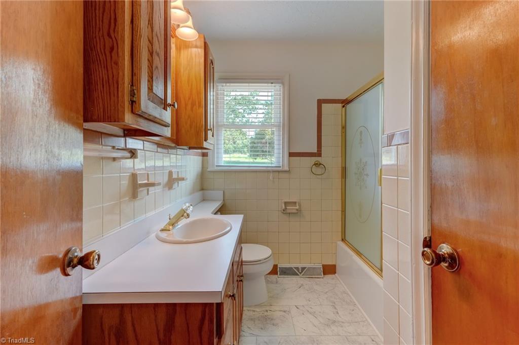 2036 Camp Springs Road Property Photo 37