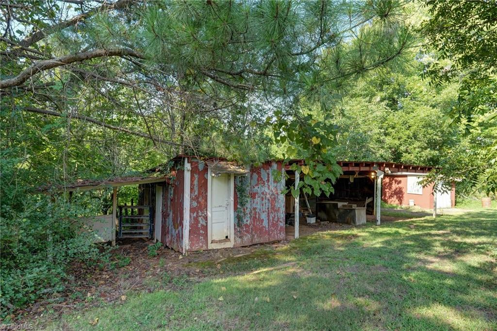 2036 Camp Springs Road Property Photo 43