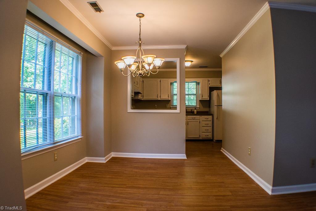2800 Windy Crossing Property Photo 5