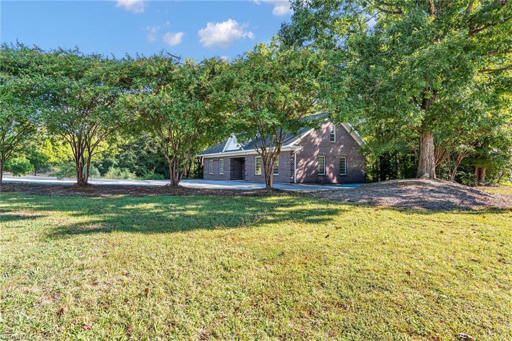 830 Faith Road Property Photo 6