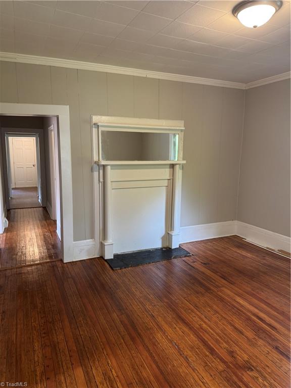 4136 Mineral Avenue Property Photo 4