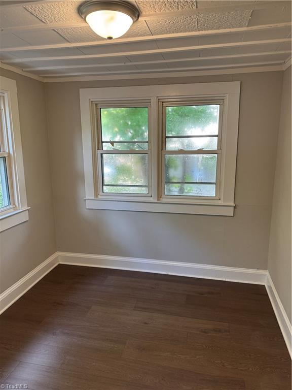 4136 Mineral Avenue Property Photo 13