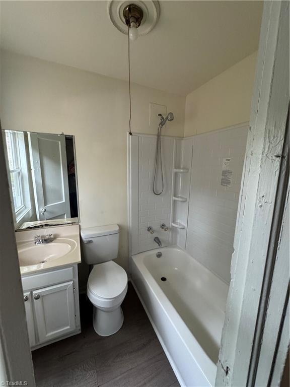 4136 Mineral Avenue Property Photo 36