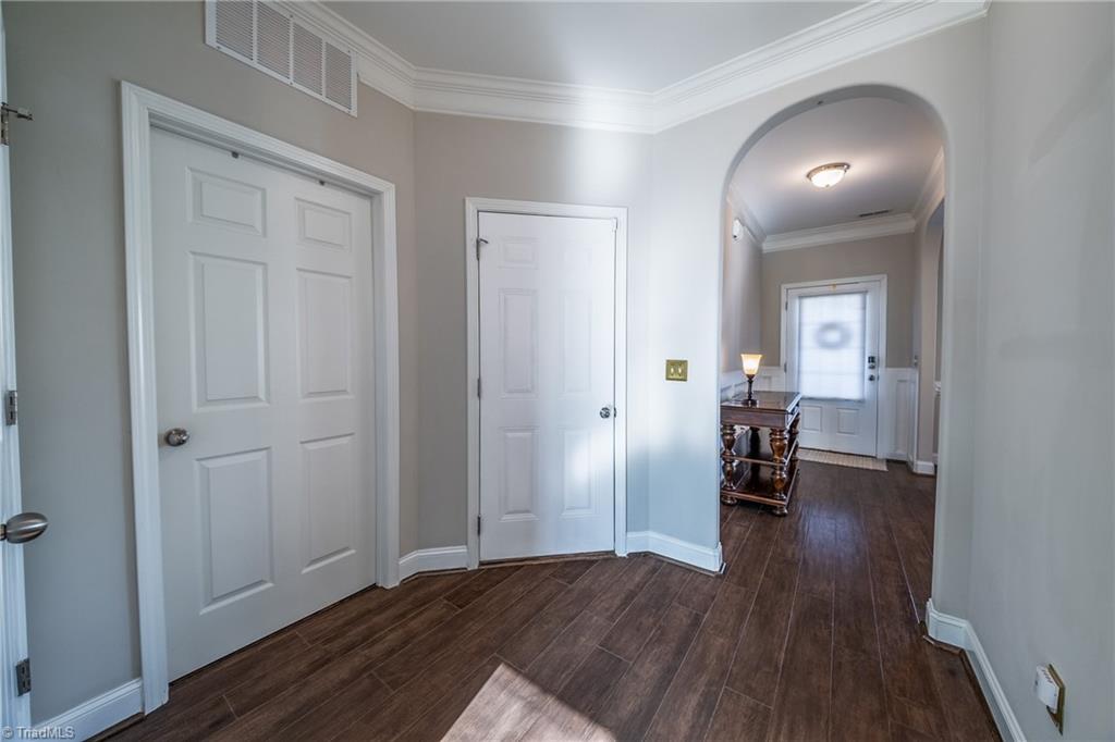 6708 Barton Creek Drive Property Photo 10