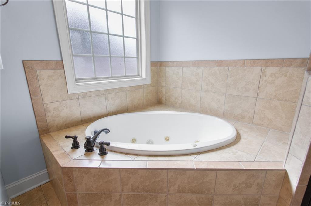 7505 Aspen Grove Drive Property Photo 23