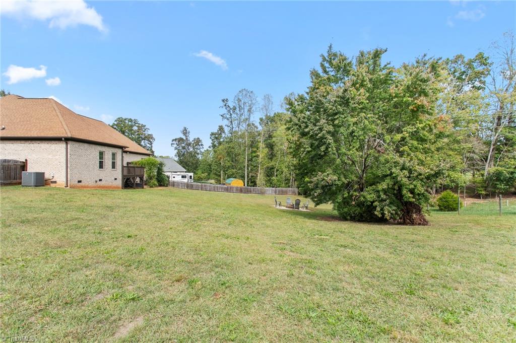 7505 Aspen Grove Drive Property Photo 42