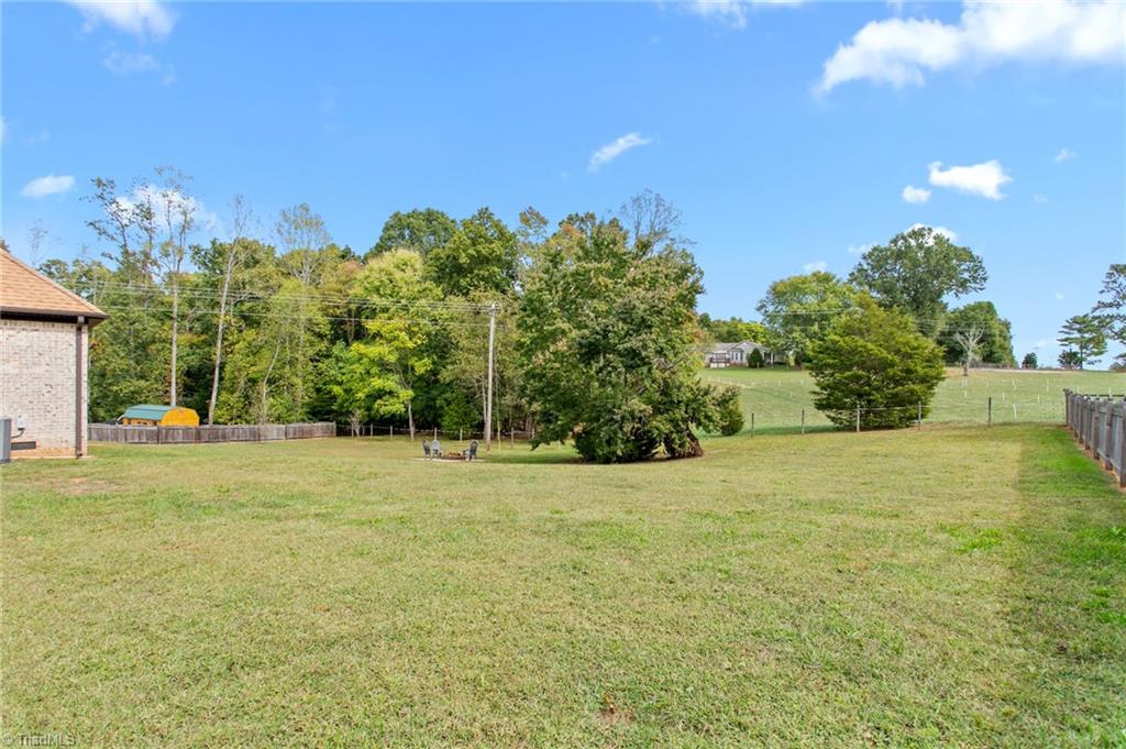 7505 Aspen Grove Drive Property Photo 43
