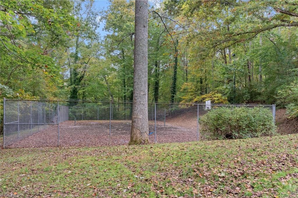717 Greenhill Road Property Photo 7