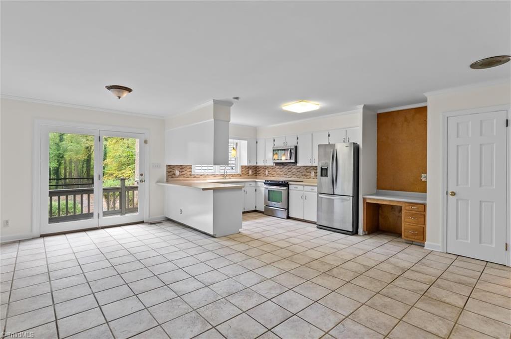 717 Greenhill Road Property Photo 15