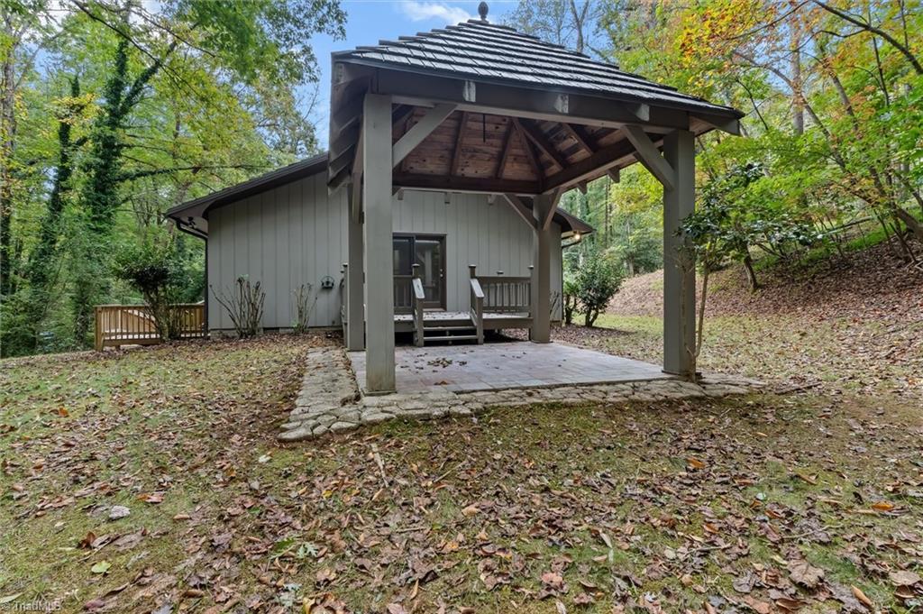 717 Greenhill Road Property Photo 23