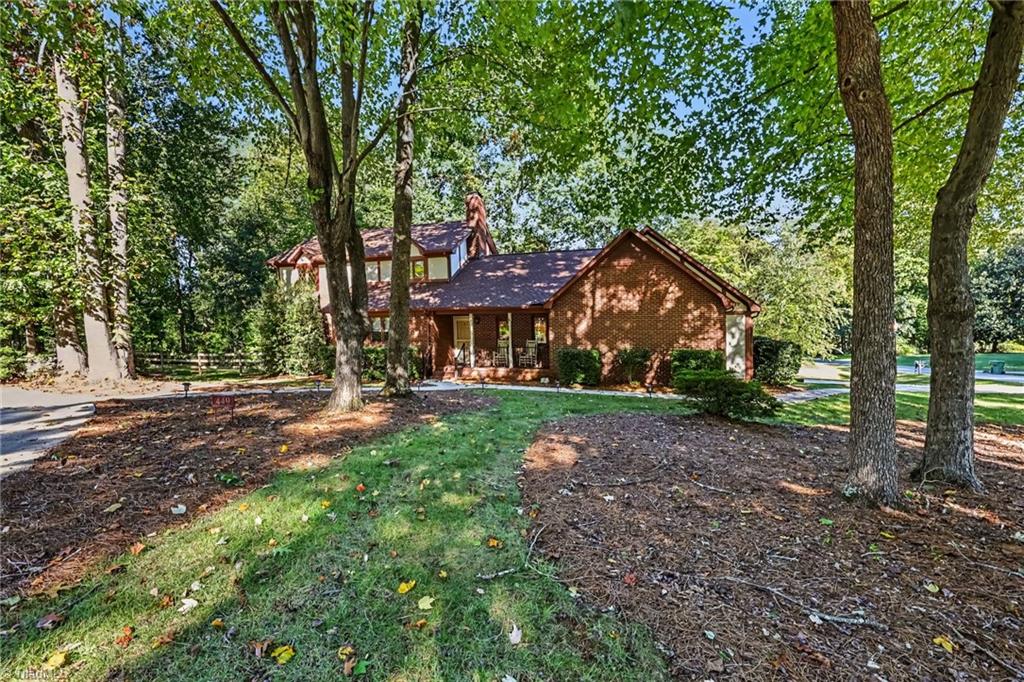 449 Drayton Park Drive Property Photo 3