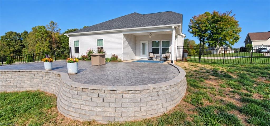 116 Shiloh Court Property Photo 17
