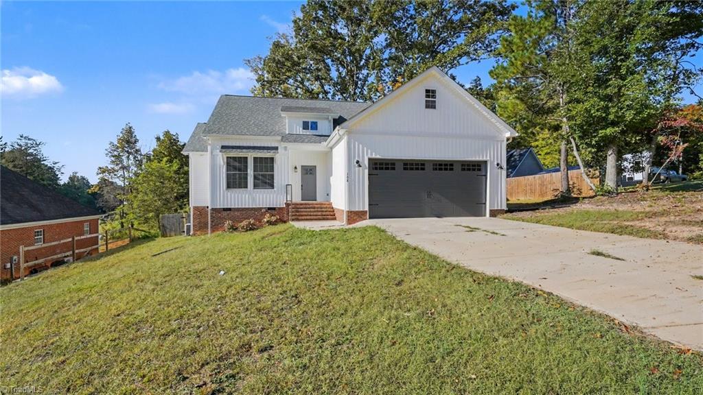 108 Daniels Street Property Photo 2