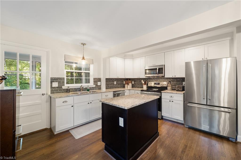 1115 Madison Avenue Property Photo 9