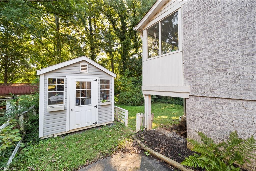 1115 Madison Avenue Property Photo 32