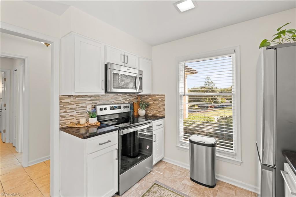 1734 Ternberry Road Property Photo 9