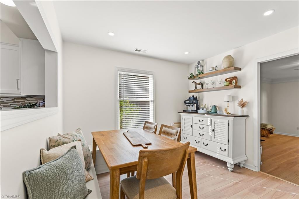 1734 Ternberry Road Property Photo 13
