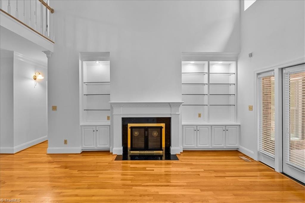 709 Bruton Place Property Photo 9