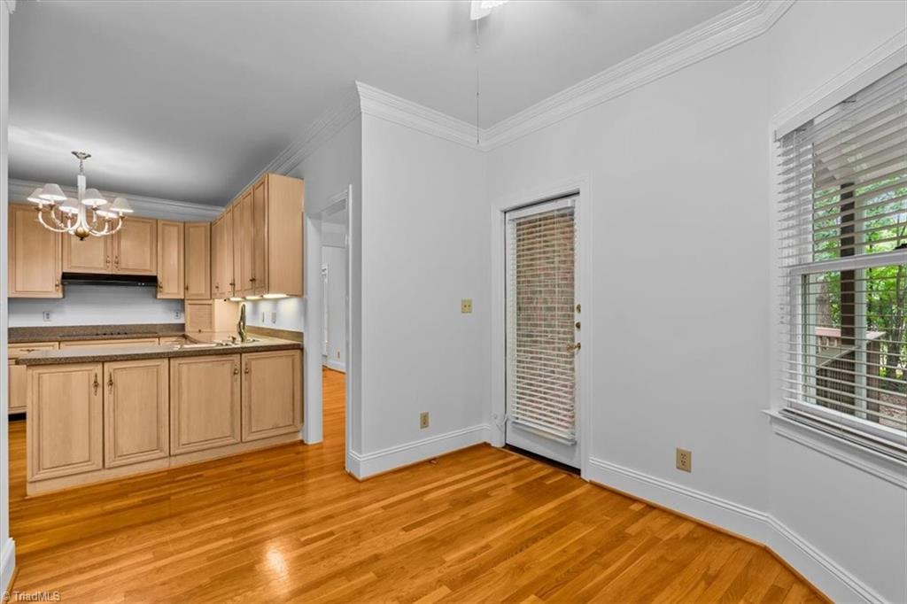 709 Bruton Place Property Photo 16