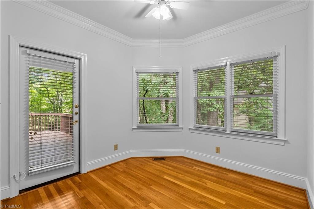 709 Bruton Place Property Photo 17