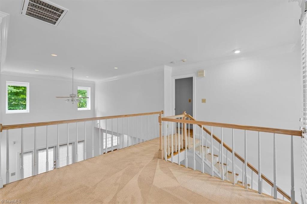 709 Bruton Place Property Photo 30