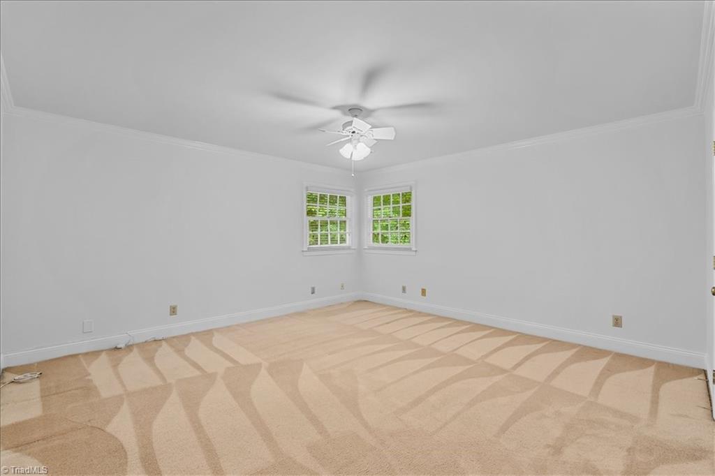 709 Bruton Place Property Photo 31