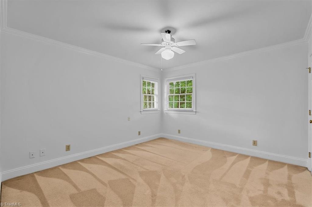 709 Bruton Place Property Photo 34