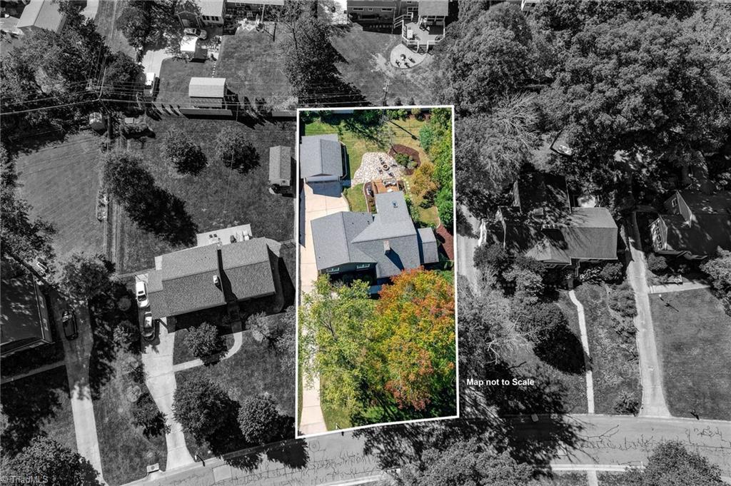 3911 Dogwood Drive Property Photo 3