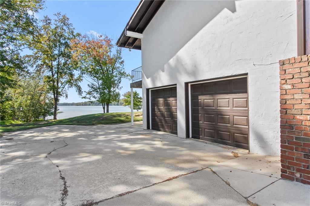 1900 La Vista Drive Property Photo 45