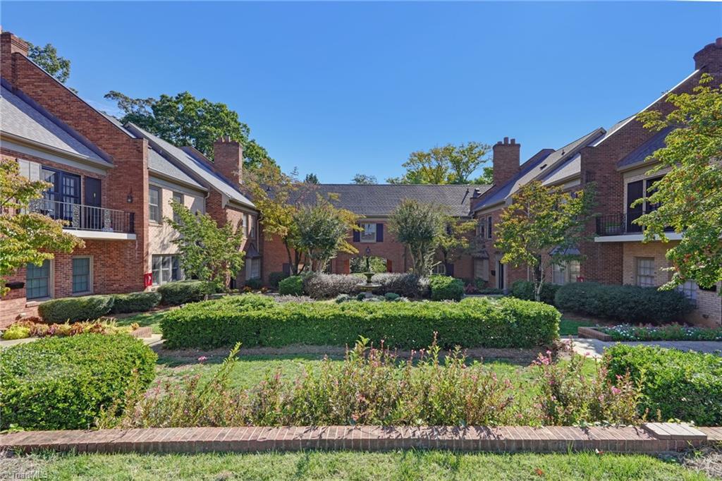 1833 Banking Street # B6 Property Photo 33