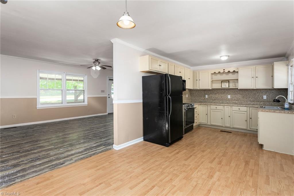 339 Valley Drive Property Photo 13