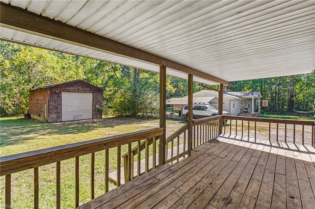 339 Valley Drive Property Photo 25